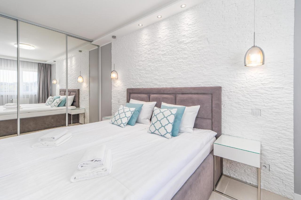 Stylish Vacation Apartment With Parking In Miedzyzdroje By Noclegi Renters Esterno foto